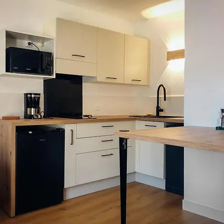 Apartman Cano'py, 2 Pieces Avec Vue Montagne En Coeur De Bagnères-de-Luchon